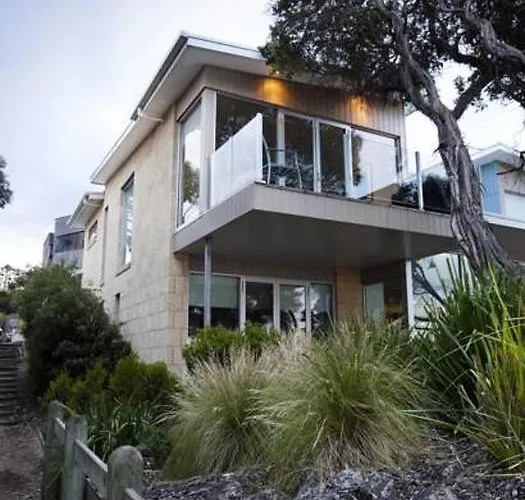 Battery Cove Beach Front Apartment