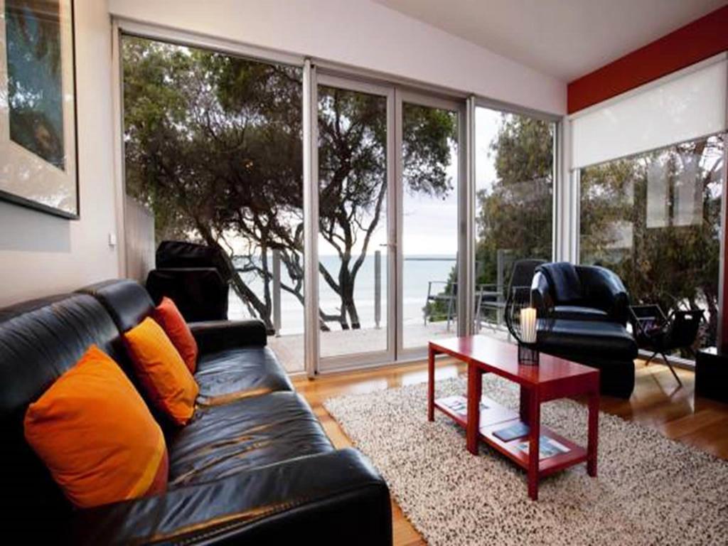 Battery Cove Front Apartment *