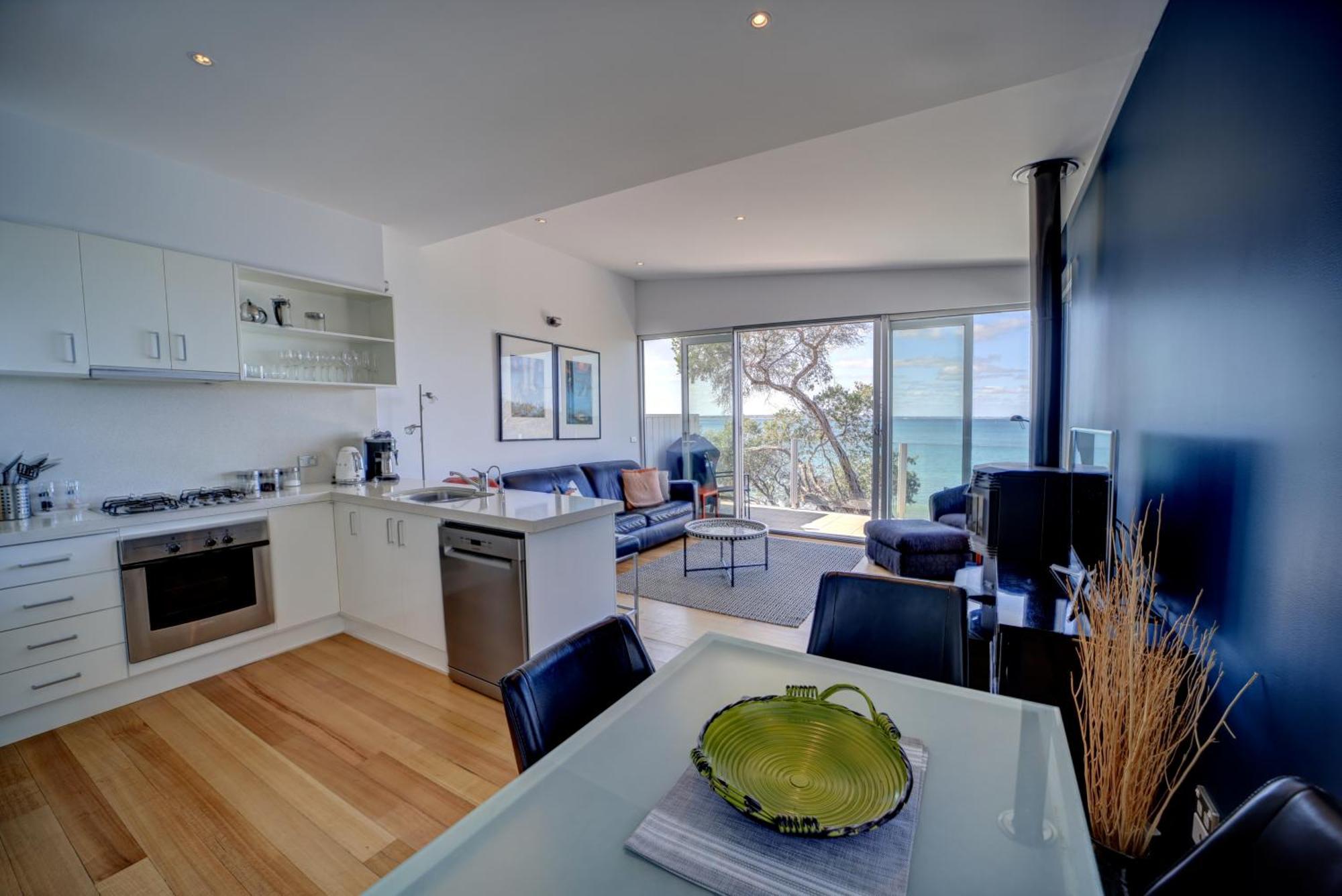 Battery Cove Front * Port Fairy