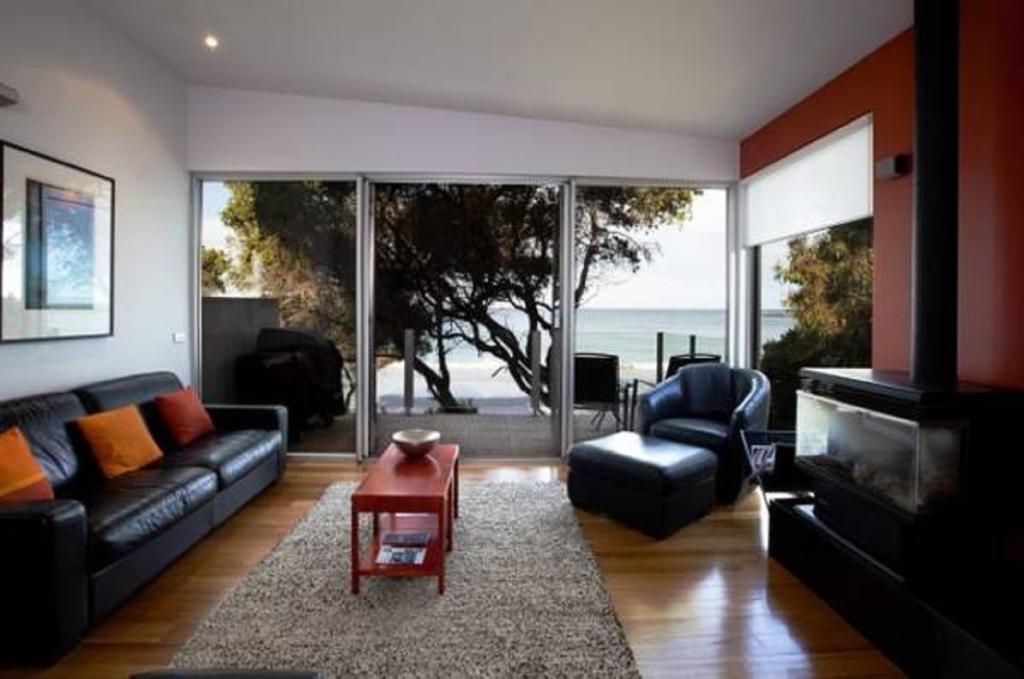 Battery Cove Front * Port Fairy